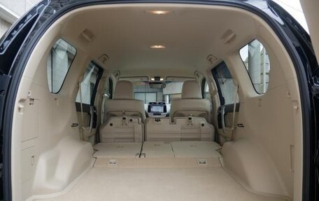 Toyota Land Cruiser Prado 150 рестайлинг 2, 2021 год, 4 121 000 рублей, 17 фотография