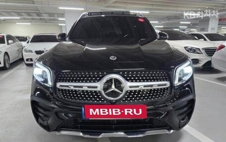 Mercedes-Benz GLB, 2022 год, 3 850 000 рублей, 2 фотография