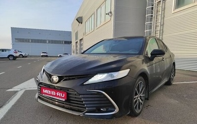 Toyota Camry, 2022 год, 3 850 000 рублей, 1 фотография