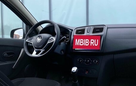 Renault Logan II, 2022 год, 1 390 000 рублей, 12 фотография