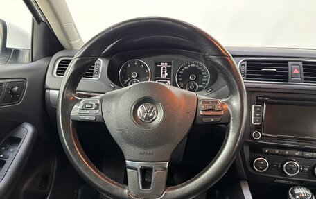 Volkswagen Jetta VI, 2014 год, 1 300 000 рублей, 11 фотография