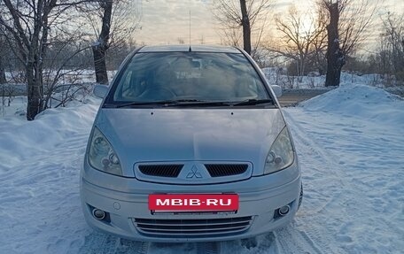 Mitsubishi Colt VI рестайлинг, 2003 год, 355 000 рублей, 2 фотография