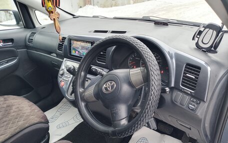 Toyota Wish II, 2003 год, 849 000 рублей, 18 фотография