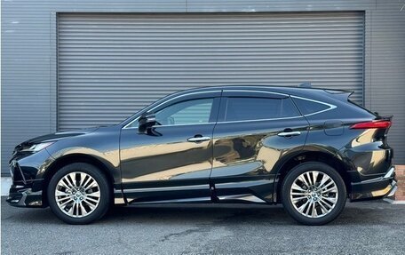 Toyota Harrier, 2022 год, 3 080 000 рублей, 7 фотография