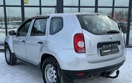 Renault Duster I рестайлинг, 2012 год, 945 000 рублей, 2 фотография