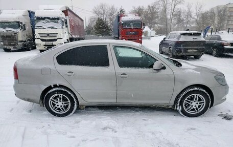 Skoda Octavia, 2011 год, 999 000 рублей, 2 фотография