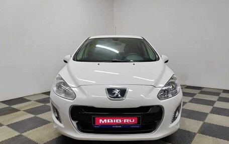 Peugeot 308 II, 2011 год, 550 000 рублей, 2 фотография