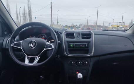 Renault Logan II, 2019 год, 825 000 рублей, 4 фотография