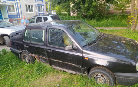 Volkswagen Vento, 1992 год, 40 000 рублей, 2 фотография