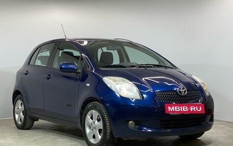 Toyota Yaris III рестайлинг, 2008 год, 745 000 рублей, 3 фотография