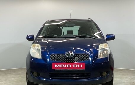 Toyota Yaris III рестайлинг, 2008 год, 745 000 рублей, 2 фотография