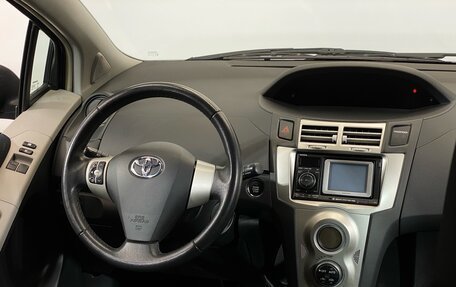 Toyota Yaris III рестайлинг, 2008 год, 745 000 рублей, 15 фотография