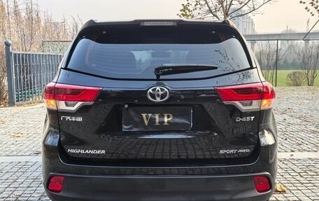 Toyota Highlander III, 2021 год, 3 400 000 рублей, 6 фотография