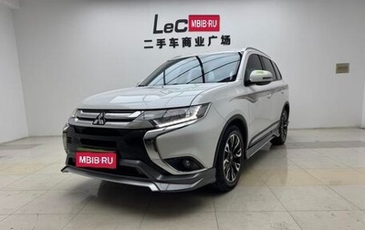 Mitsubishi Outlander III рестайлинг 3, 2021 год, 2 413 000 рублей, 1 фотография