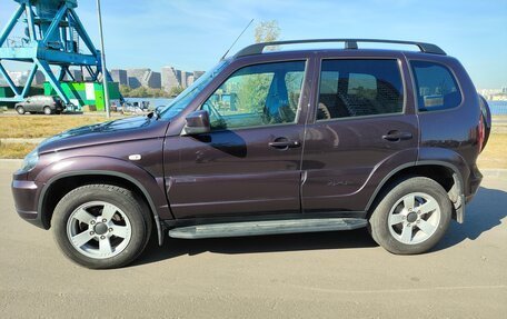 Chevrolet Niva I рестайлинг, 2018 год, 940 000 рублей, 5 фотография