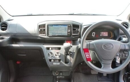 Daihatsu Mira e:S II, 2021 год, 500 000 рублей, 12 фотография