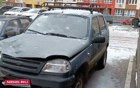 Chevrolet Niva I рестайлинг, 2004 год, 230 000 рублей, 4 фотография