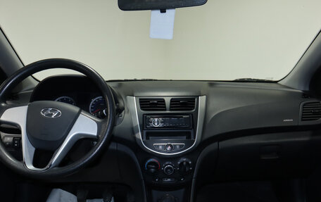 Hyundai Solaris II рестайлинг, 2012 год, 886 000 рублей, 11 фотография