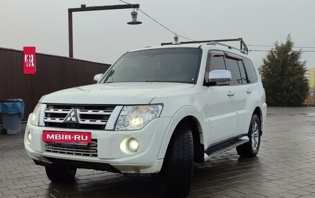 Mitsubishi Pajero IV, 2012 год, 1 950 000 рублей, 2 фотография