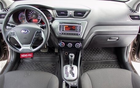 KIA Rio III рестайлинг, 2017 год, 989 000 рублей, 14 фотография