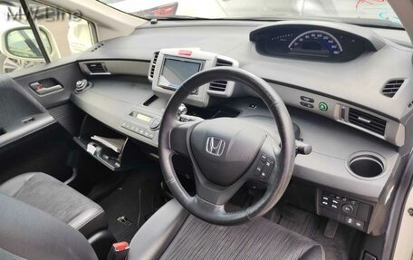 Honda Freed I, 2012 год, 1 200 000 рублей, 3 фотография