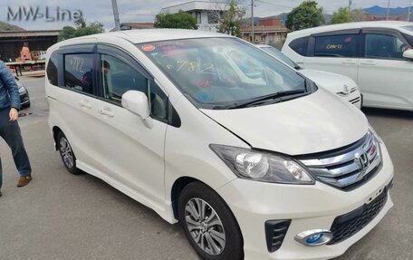 Honda Freed I, 2012 год, 1 200 000 рублей, 2 фотография