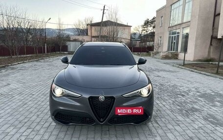 Alfa Romeo Stelvio, 2022 год, 2 000 000 рублей, 10 фотография