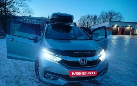 Honda Shuttle II, 2018 год, 2 000 000 рублей, 21 фотография