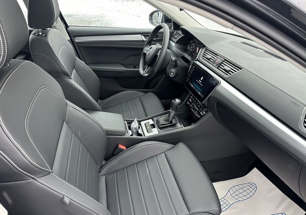 Skoda Superb, 2025 год, 4 260 000 рублей, 19 фотография