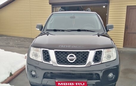 Nissan Pathfinder, 2013 год, 2 050 000 рублей, 1 фотография