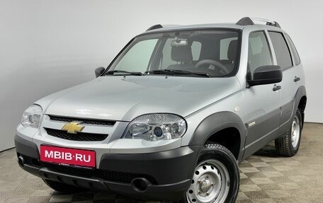 Chevrolet Niva I рестайлинг, 2017 год, 835 000 рублей, 1 фотография