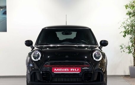 MINI Hatch, 2021 год, 4 090 000 рублей, 2 фотография