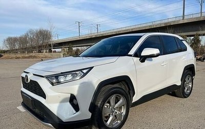 Toyota RAV4, 2021 год, 2 640 000 рублей, 1 фотография