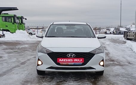 Hyundai Solaris II рестайлинг, 2021 год, 1 135 000 рублей, 2 фотография