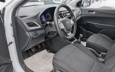 Hyundai Solaris II рестайлинг, 2021 год, 1 135 000 рублей, 8 фотография