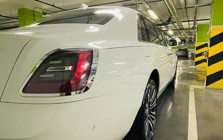 Rolls-Royce Ghost Series II рестайлинг, 2021 год, 46 500 000 рублей, 8 фотография