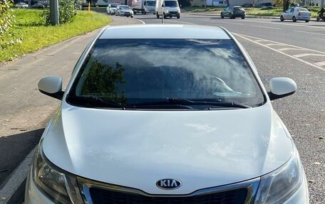 KIA Rio III рестайлинг, 2013 год, 1 100 000 рублей, 2 фотография