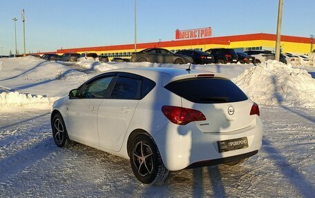 Opel Astra J, 2011 год, 720 000 рублей, 7 фотография