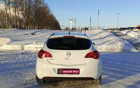 Opel Astra J, 2011 год, 720 000 рублей, 6 фотография