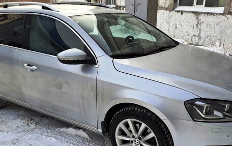 Volkswagen Passat B7, 2011 год, 990 000 рублей, 2 фотография