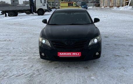 Toyota Camry, 2010 год, 3 фотография