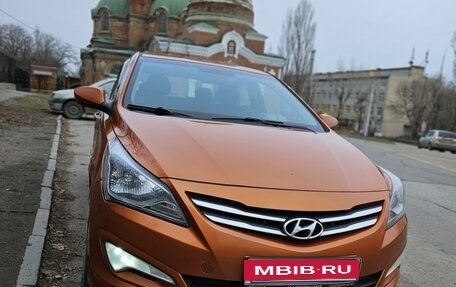 Hyundai Solaris II рестайлинг, 2015 год, 1 050 000 рублей, 9 фотография