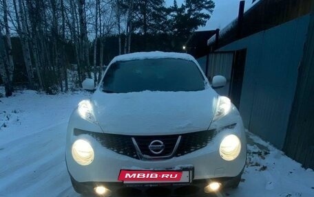 Nissan Juke II, 2011 год, 1 190 000 рублей, 2 фотография