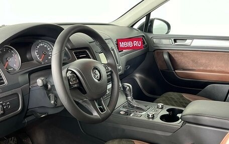 Volkswagen Touareg III, 2014 год, 2 399 000 рублей, 11 фотография