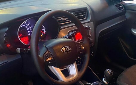 KIA Rio III рестайлинг, 2014 год, 790 000 рублей, 16 фотография