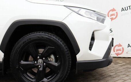 Toyota RAV4, 2021 год, 3 499 000 рублей, 16 фотография