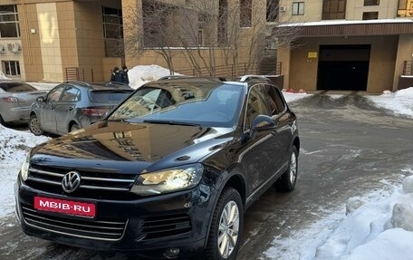 Volkswagen Touareg III, 2011 год, 2 650 000 рублей, 1 фотография