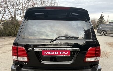 Toyota Land Cruiser 100 рестайлинг 2, 2003 год, 1 750 000 рублей, 4 фотография