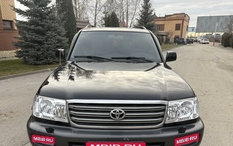 Toyota Land Cruiser 100 рестайлинг 2, 2003 год, 1 750 000 рублей, 22 фотография