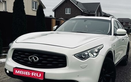 Infiniti FX II, 2008 год, 1 800 000 рублей, 1 фотография